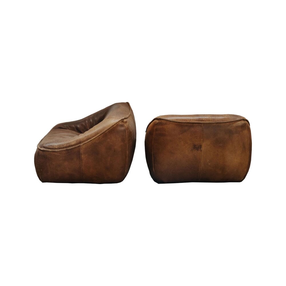 Luxury leather lounge chair by Gerard Van Den Berg